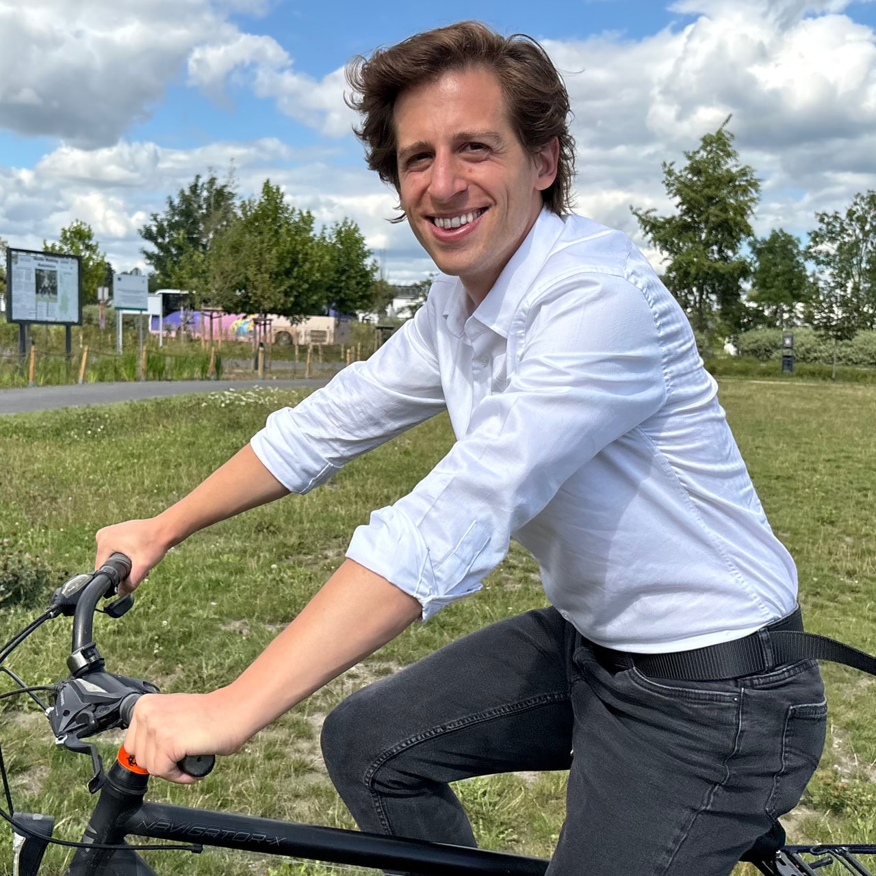 Mateusz Jarczyński na rowerze